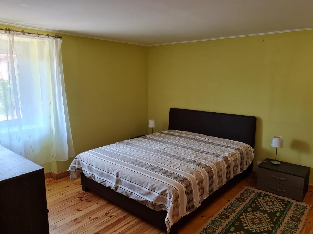 Anna Bella Apartman Gyula Ngoại thất bức ảnh