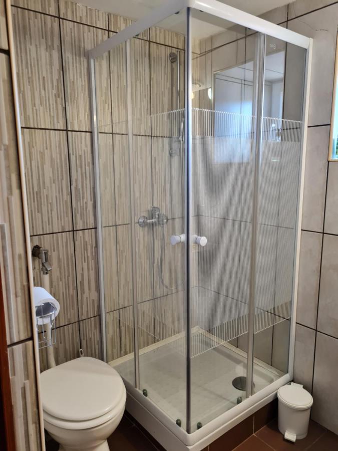 Anna Bella Apartman Gyula Ngoại thất bức ảnh